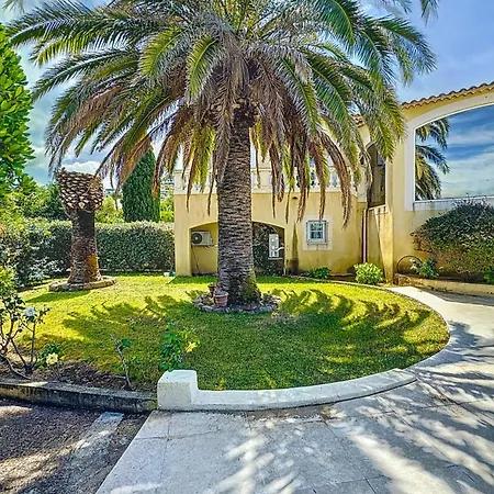 Villa di prestigio - climatizzazione - vista mare panoramica - 8 persone Pietrosella