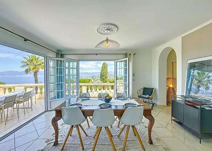 Villa di prestigio - climatizzazione - vista mare panoramica - 8 persone Pietrosella