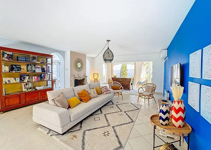 Villa di prestigio - climatizzazione - vista mare panoramica - 8 persone Villa