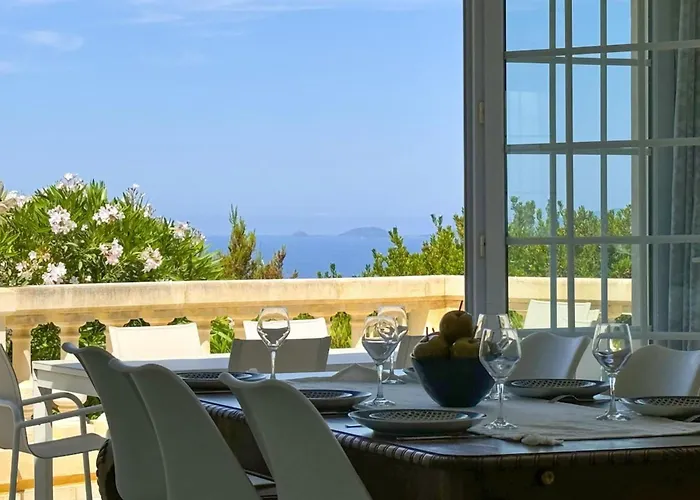 Villa Di Prestigio - Climatizzazione - Vista Mare Panoramica - 8 Persone